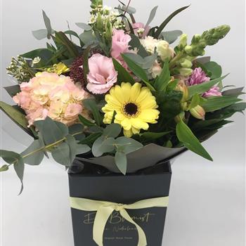 Bright and Breezy Gift Box