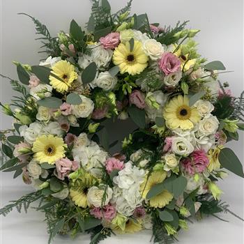 Soft Sunrise Tribute Wreath