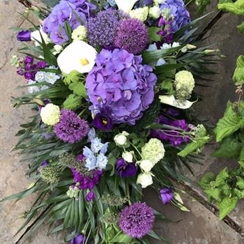 Purple &amp; White Single Ended Spray