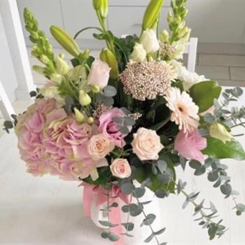 Vase Arrangement Florist Choice